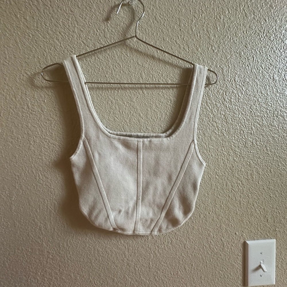 House of Harlow 1960 Cream Tank Top - Picture 2 of 5